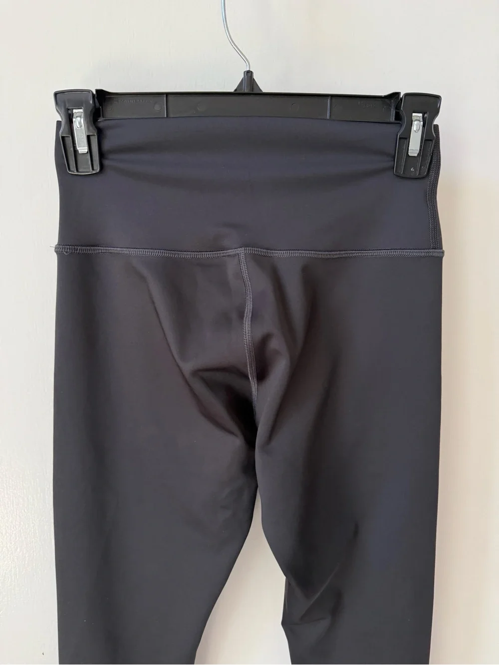 NWOT Alo Yoga 7/8 High-Waist Airlift Legging in Anthracite
